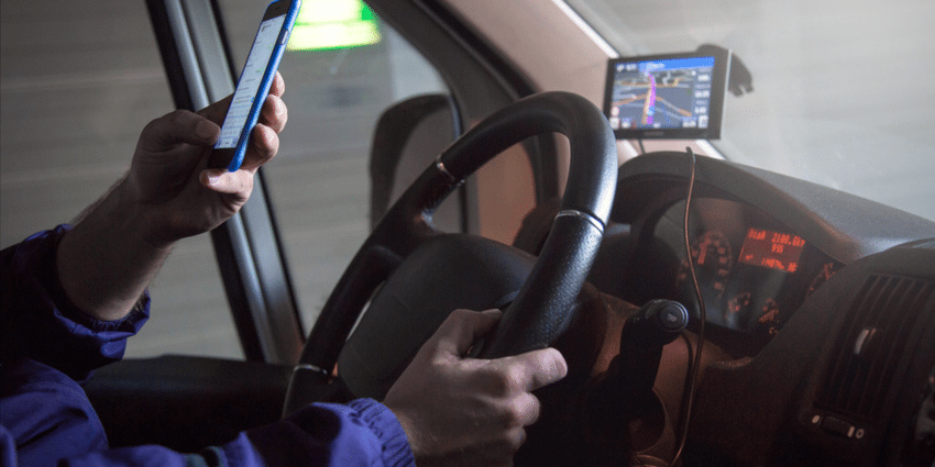 Distracted Driving in Fleets Distracted Driving in Fleets